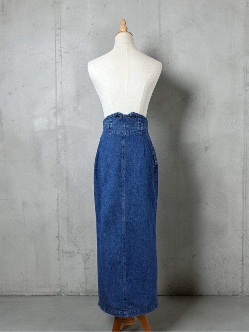 Ralph Ralph Lauren  c. 1990s High Waisted Denim Pencil Skirt  | 8 - Picture 2 of 5